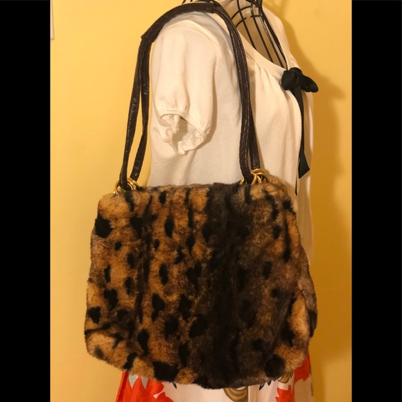 Tianni Handbags - TIANNI FAUX FUR SHOULDER TOTE